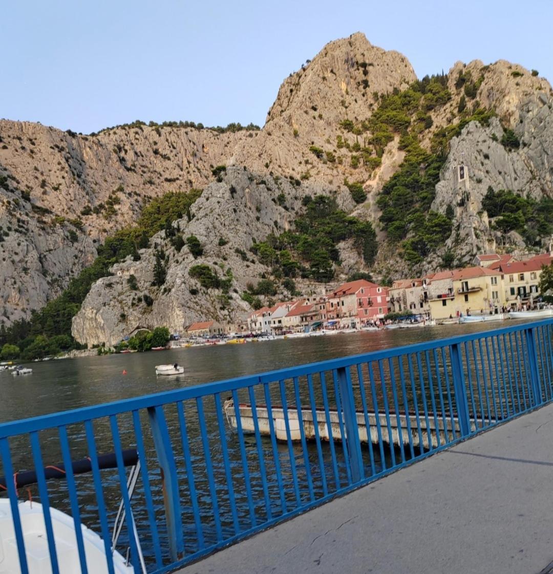Apartmani Branko Vojnovic Omiš Εξωτερικό φωτογραφία