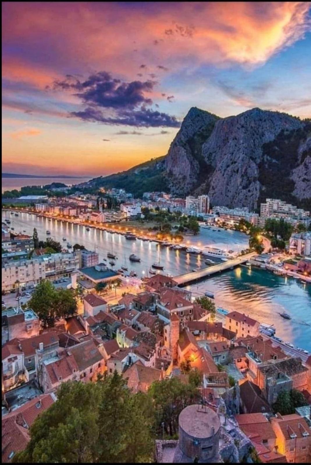 Apartmani Branko Vojnovic Omiš Εξωτερικό φωτογραφία