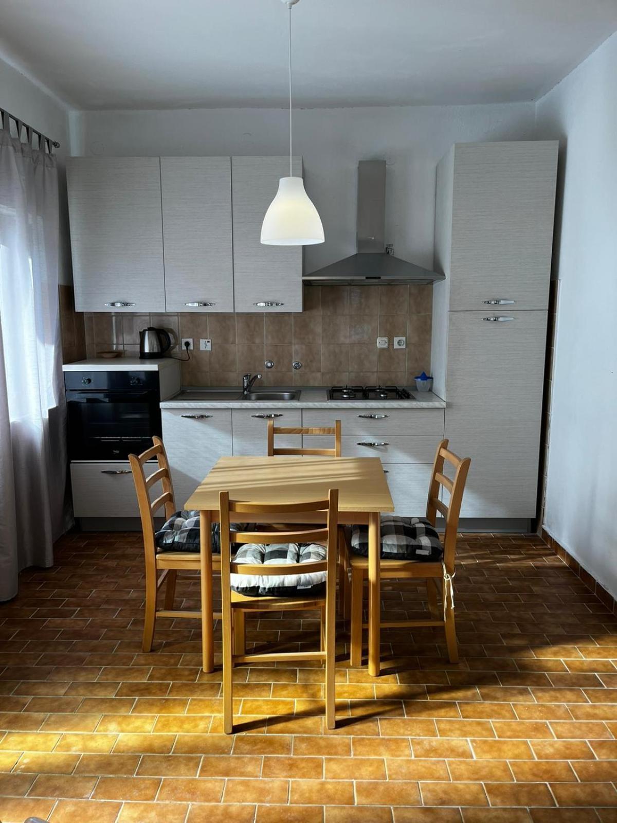 Apartmani Branko Vojnovic Omiš Δωμάτιο φωτογραφία
