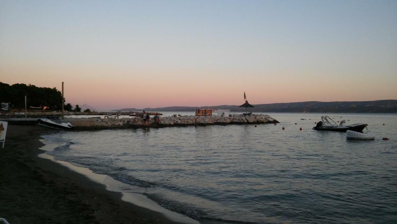 Apartmani Branko Vojnovic Omiš Εξωτερικό φωτογραφία
